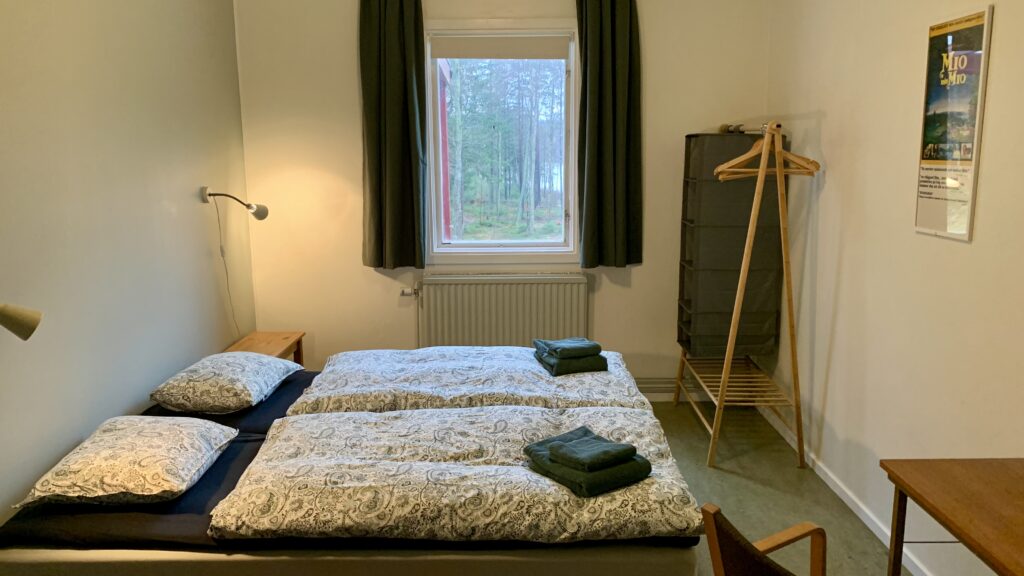 Kamer Mio min mio mit Bettwasche