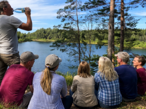 Stort sommerhus ved sø tæt på København