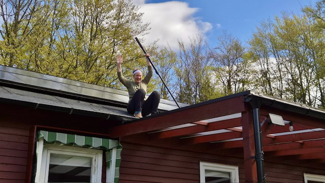 Holiday home in southern Sweden: Boafall Lodge – Cleaning the terrace